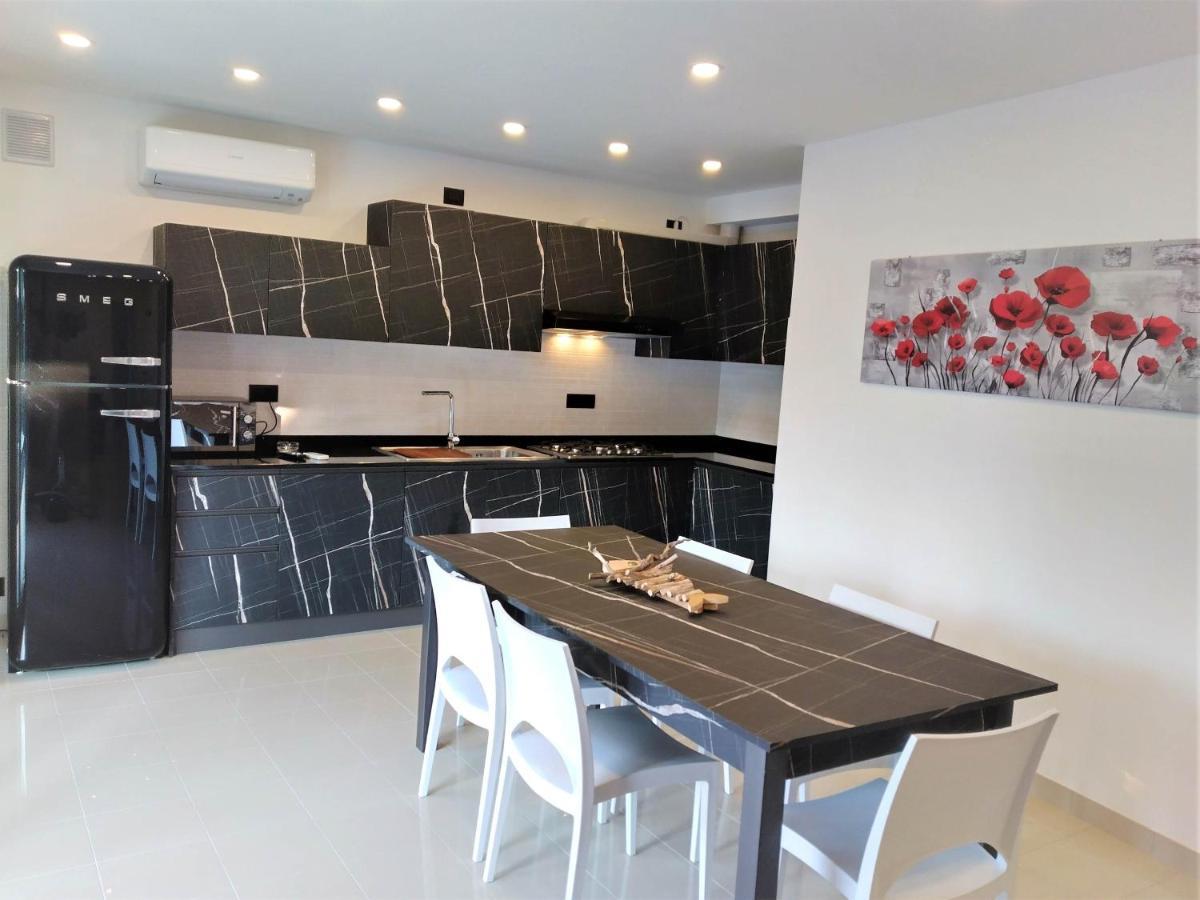 Stunning With Jacuzzi - Beahost * Lignano Sabbiadoro